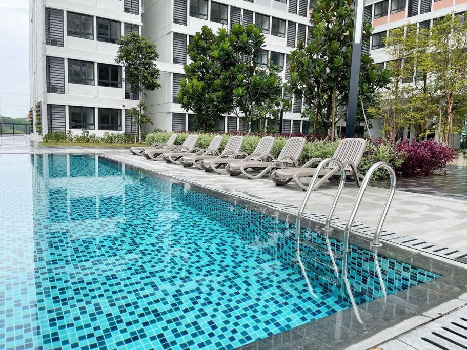 #Hs 2Bedroom S&Thomez 盛婷民宿 Horizon Suite Wifi&Netflix Klia Sepang Zewnętrze zdjęcie